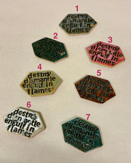 Mantzoukas Magnet